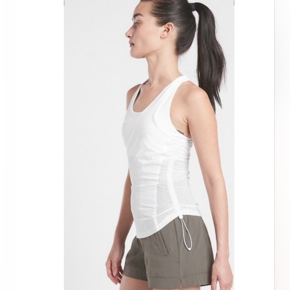 Athleta Tops - Athleta NWT Yosemite Tank Top White, Size XL